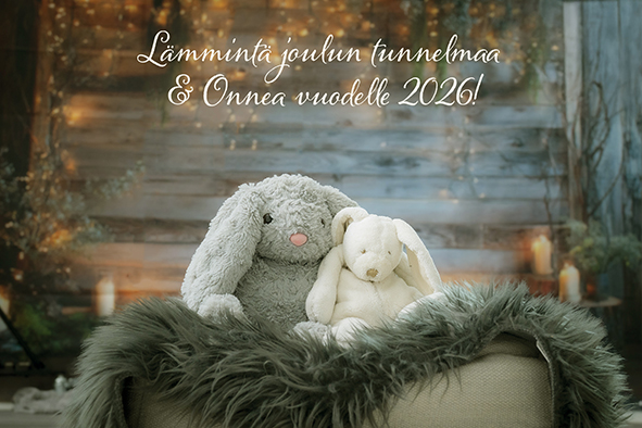 Studion puput toimittaa kuvattavien virkaa tässä mallikuvassa :)